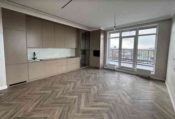 Трехкомнатная квартира в ЖК Пространство на Донского Одесса