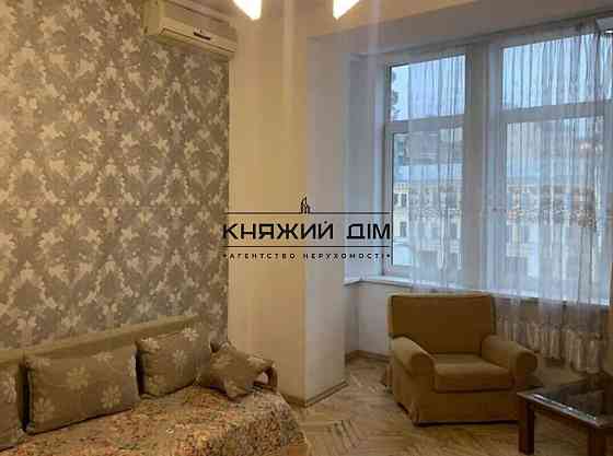 Продаж 2-х к. кв. біля метро Хрещатик, Печерський р-н. Код об'єкту: 21145071 Київ