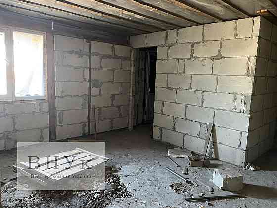 Продаж Квартира 3-кімнатна, 5/5 поверх на вул. Дорошенка Гетьмана Ternopil'