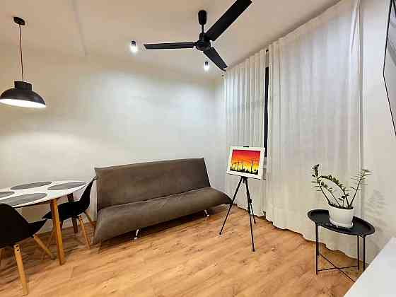 Продаж Квартира 1-кімнатна, 5/24 поверх на Феодосійська вул., д. 2Л Kiev