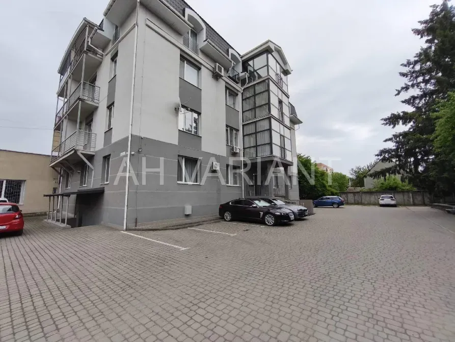 Продаж 2к Квартира 56 кв.м Капушанська 170 Ужгород - фото 1