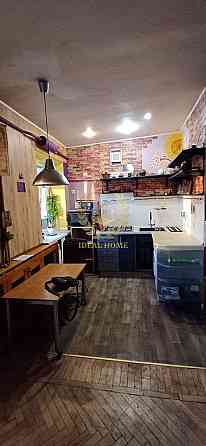 Продається 2-кімнатна квартира у Дарницькому районі Киев