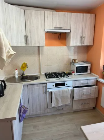Продам 3к квартиру 58 м2 з ремонтом пр. Б.Хмельницького Дніпро