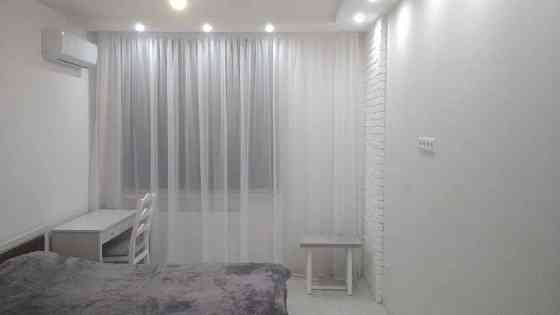 Оренда Квартира 1-кімнатна, 8/16 поверх на пр. Правды Kiev