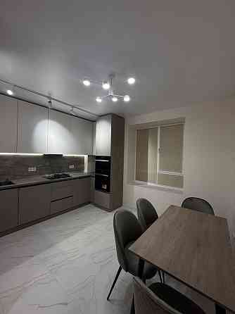 Оренда Квартира 1-кімнатна, 10/10 поверх на Приозерна Krykhivtsi