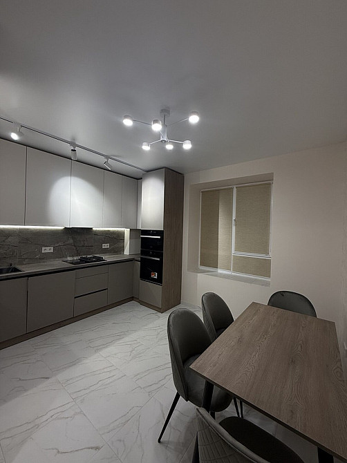 Оренда Квартира 1-кімнатна, 10/10 поверх на Приозерна Krykhivtsi - photo 1