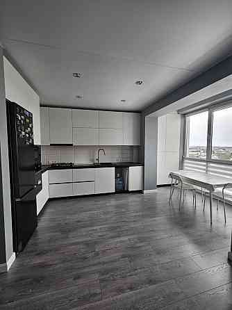 Продаж Квартира 2-кімнатна, 5/6 поверх на вул. В.Чорновола Ровно