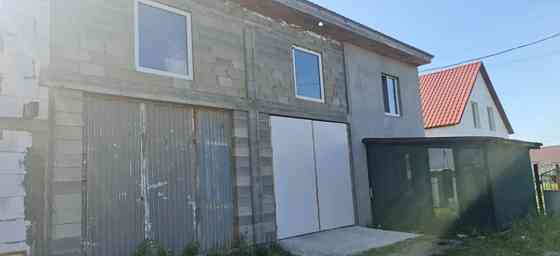 Продам дом с большим  гаражом  на Станции Усатово 