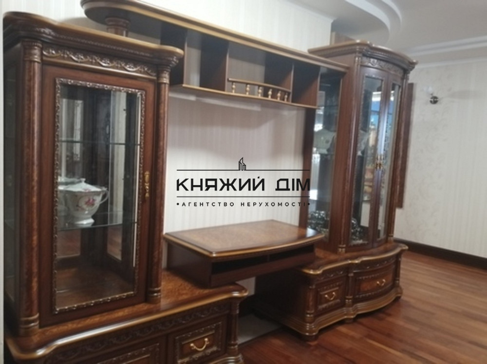 Оренда 5-ти кімнатної квартири з паркінгом метро Печерська, код № 11195657 Київ - фото 17