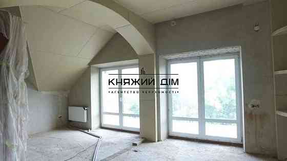 Срочно!!! Продам 2-х.эт.дом с выходом на воду. 11км. от М.Славутич. Код объекта: 2211354 Київ