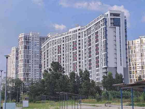 Продаж Квартира 1-кімнатна, 10/26 поверх на Маланюка Євгенія вул., д. 13-17 Киев