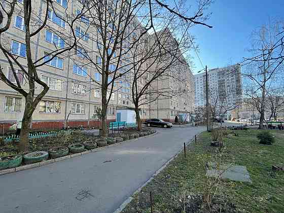 Продаж Квартира 2-кімнатна, 8/9 поверх на Романа Шухевича, 30А Київ