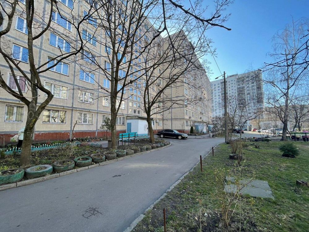 Продаж Квартира 2-кімнатна, 8/9 поверх на Романа Шухевича, 30А Київ - фото 1