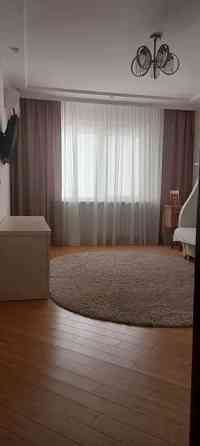 Оренда Квартира 3-кімнатна, 15/18 поверх на пр. Петра Григоренко, 21 Kiev