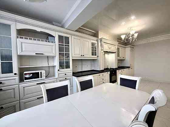 Продаж Квартира 2-кімнатна, 6/8 поверх на вул. Шевченка Ивано-Франковск