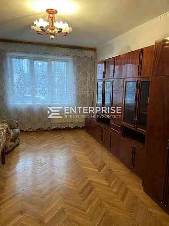 Продаж Квартира 3-кімнатна, 2/10 поверх на вул. Кошица Александра Киев