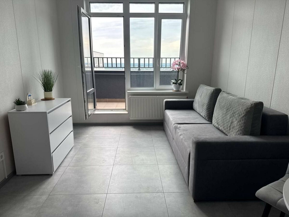 Оренда Квартира 1-кімнатна, 26/26 поверх на Миколи Бажана, 17А Киев - изображение 2