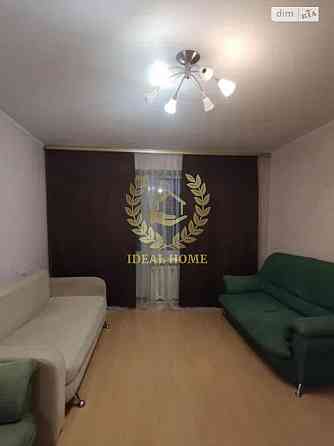 Продаж Квартира 3-кімнатна, 10/12 поверх на Садовского Николая ул., 12 Київ