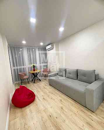 Продаж Квартира 1-кімнатна, 25/28 поверх на вул. Брожка Киев