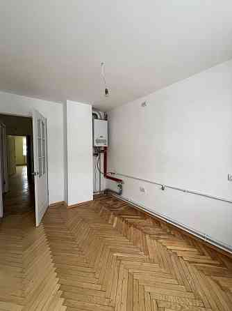 Продаж Квартира 3-кімнатна, 2/2 поверх на вул. Галицька Бібрка