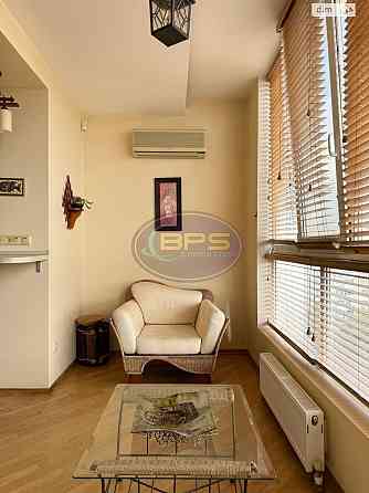 Продаж Квартира 4-кімнатна, 8/11 поверх на вул. Леваневского Одеса