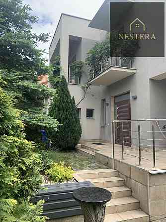 Продаж Будинок 4-кімнатний на вул. Далека Uzhhorod