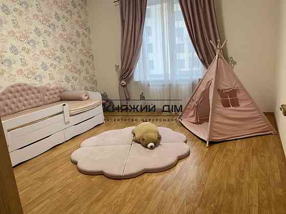 Продаж 5к Квартира 170 кв.м Дмитриевская ул. Киев