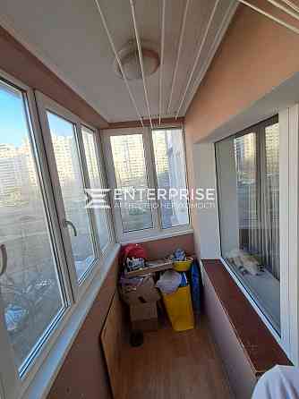 Продаж Квартира 3-кімнатна Kiev