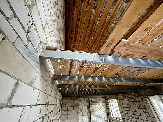 Продаж Квартира 3-кімнатна, 5/6 поверх на вул. Букова Kharkiv