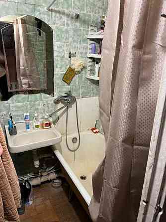 Продаж Квартира 2-кімнатна, 8/9 поверх на шептицького, 24 Київ