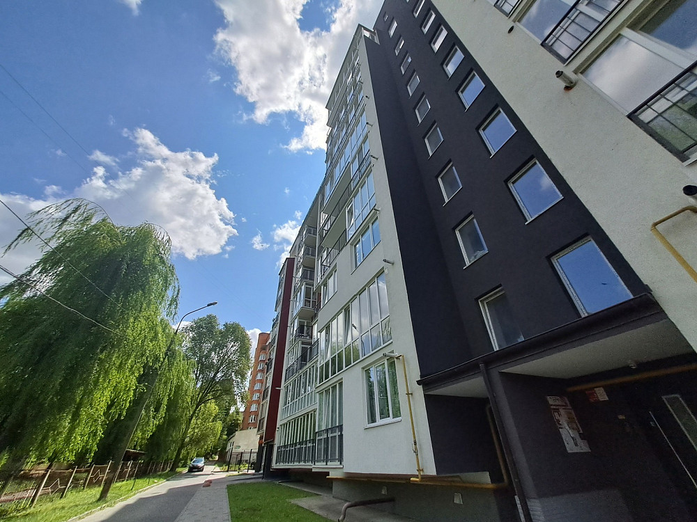 Продаж 2к квартири 100 кв. м на вул. Лепкого Богдана Тернопіль - фото 1