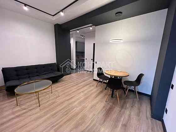 Продаж Квартира 3-кімнатна, 4/6 поверх на вул. Данилевського Харків