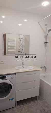 Оренда Квартира 2-кімнатна, 23/25 поверх на Антоненко Давыдовича ул. Киев