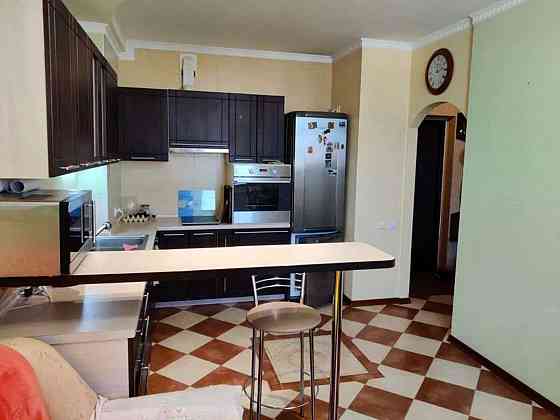 Оренда Квартира 2-кімнатна, 20/21 поверх на ул. Бориса Гмыри, 2 Kiev