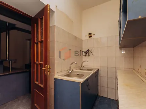 Здається    Чернівці Вокзальна (Гагаріна Юрія) вулиця Чернівці - фото 15