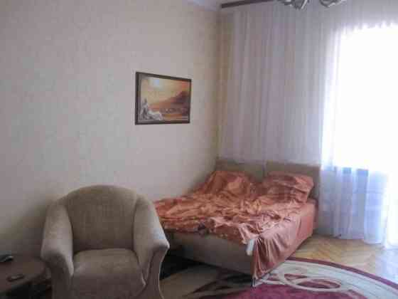 Оренда Квартира 1-кімнатна, 3/5 поверх на Дарвина ул. Киев