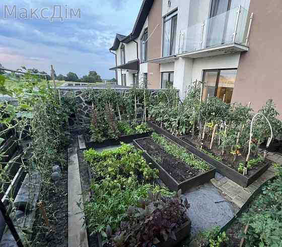 Оренда Будинок 6-кімнатний Великі Гаї