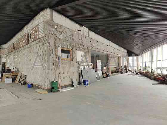 Оренда Будинок 1-кімнатний на Микільсько-Слобідська вул., 2Г Kiev