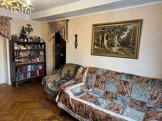 Продаж Квартира 2-кімнатна, 3/8 поверх на Голосіївський вул., д. 114 Kiev