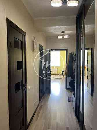 Продаж Квартира 1-кімнатна, 5/10 поверх на Роксоляни вул., 43б Львів