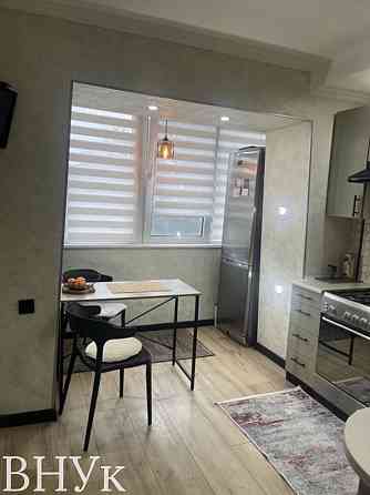 Продаж Квартира 3-кімнатна, 5/5 поверх на Героів Майдану Чернівці