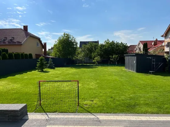 Продаж 2-поверховий Будинок з ділянкою 15 сот 262 кв.м 5 кімн. на Паркова Минай