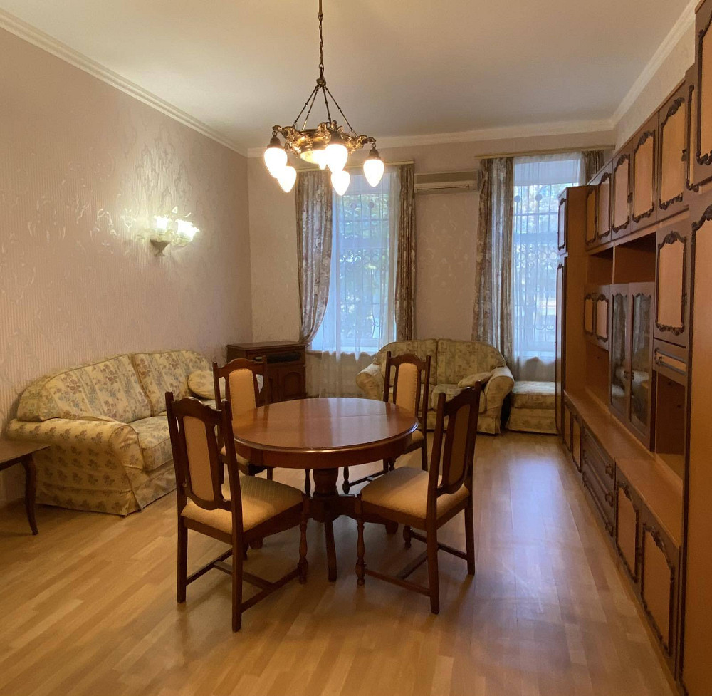 Продаж Квартира 4-кімнатна, 1/2 поверх на Сеченова пер., 5 Одеса - фото 1