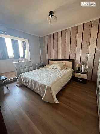 Оренда Квартира 2-кімнатна, 17/18 поверх на Академіка Заболотного, 76 Киев