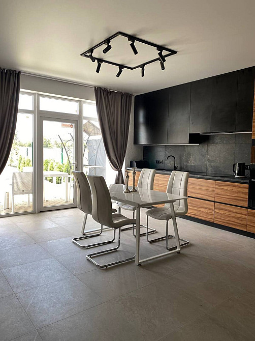 Продаж Квартира 4-кімнатна, 1/2 поверх на Гарманная, 15 Мізікевича - фото 1