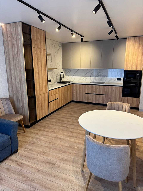 Продаж Квартира 2-кімнатна, 4/25 поверх на Некрасова вул., д. 10а Киев - изображение 2