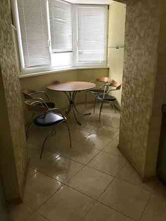 Оренда Квартира 3-кімнатна, 10/14 поверх на ул. Урловская Kiev