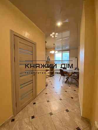 Оренда Квартира 1-кімнатна, 4/9 поверх на вул. Кошова 