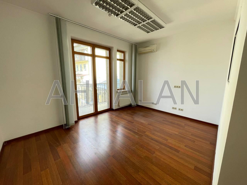 Продаж офісне приміщення на вул. Басейна приміщень - 9, поверх - 1/10 Київ - фото 2