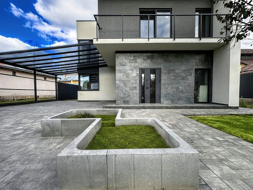 Продаж 2-поверховий Будинок з ділянкою 5.2 сот 185 кв.м  на Арктична Briukhovychi (Peremyshlianskyi raion) - photo 1